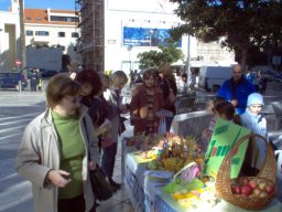 djeca ispred maje 06